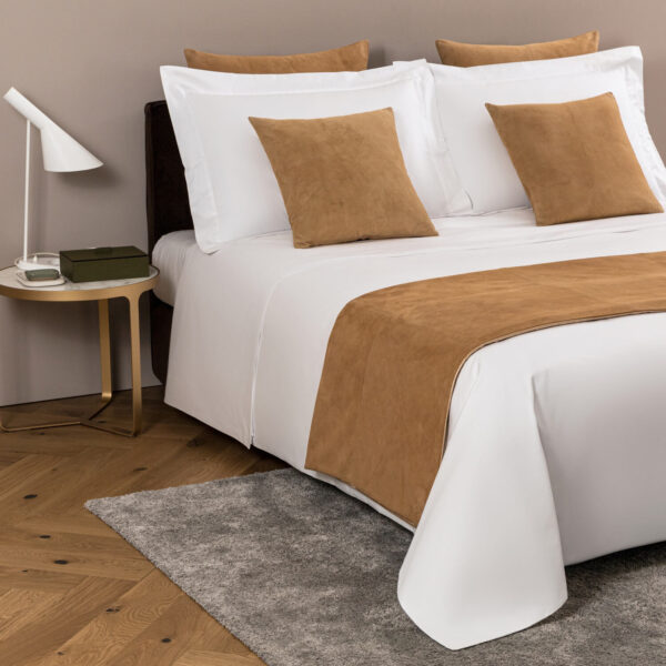 luxurious suede bed flag, with high-grade suede fabric, presents a low-key and extraordinary texture