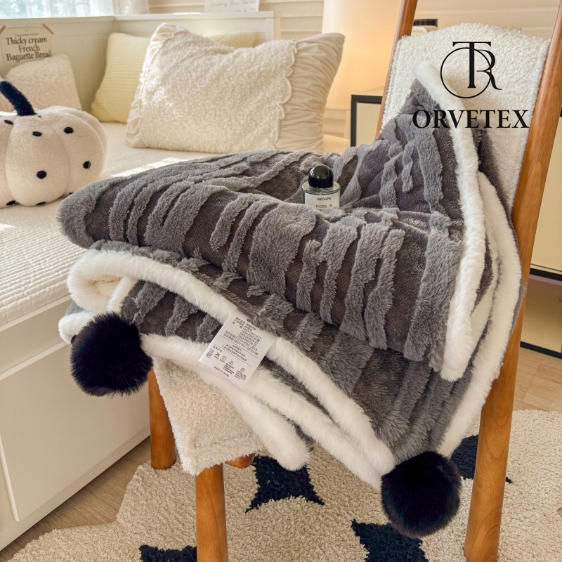 Home Soft Jacquard Rabbit Faux Fur Textured Throw Blankets, 50" x 60", Super Soft Cozy Warm Comfortable Throw for Living Room Couch Bed Chair Bedroom Home Décor - 图片 2