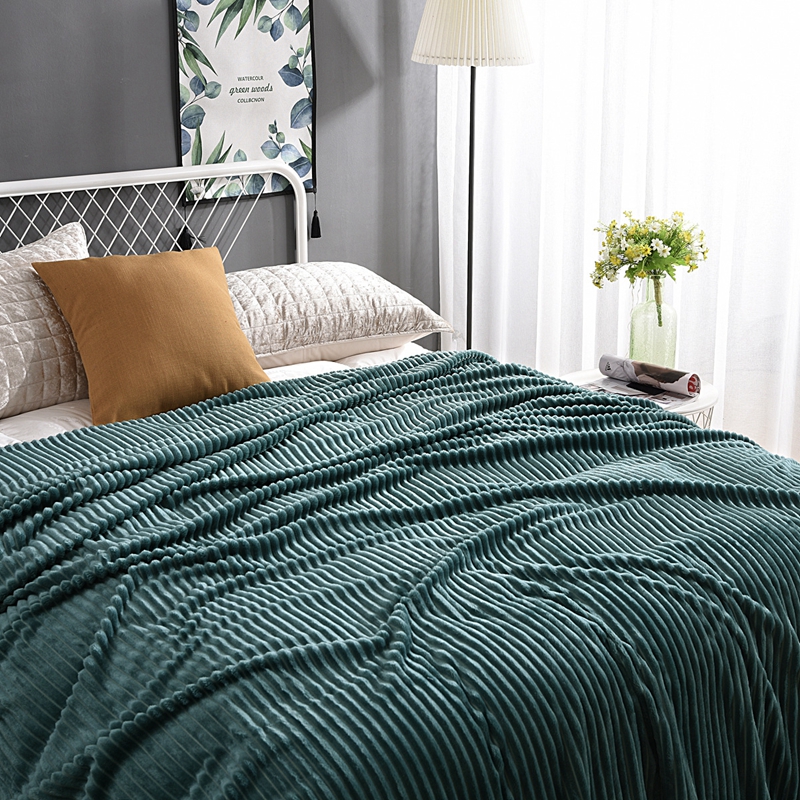 Jacquard Coral Fleece Blanket Thickened Velvet Throw Blanket Home Textiles Solid Knitted Flannel - Image 3