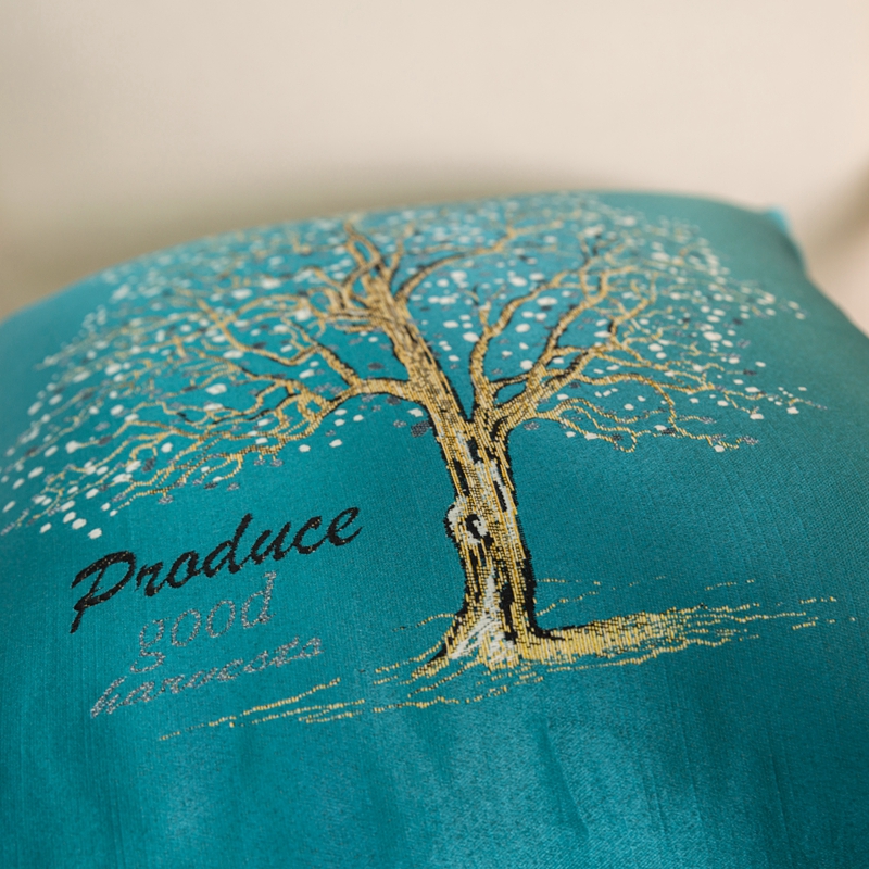 Luxury Pillow Cover with Smooth, Cool, Soft Embroidered Pillowcase Cushion Cover, Office Waist Protection, Bedroom Home Decor - Image 6