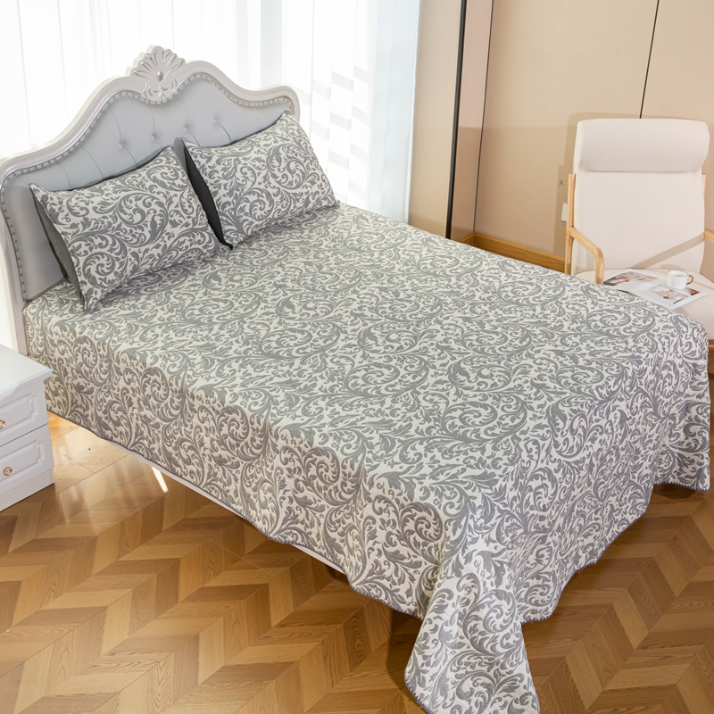Luxury Quilting Comforters-Hot Selling New Design Factory 100% POLY Breathable Bed Cover Set