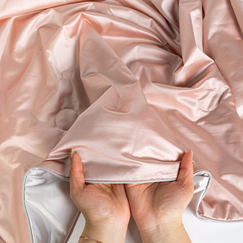 Factory Customize High Luxury Champagne Covers Bed Pad Quilting Anti-wrinkle with Home Bed - Image 6