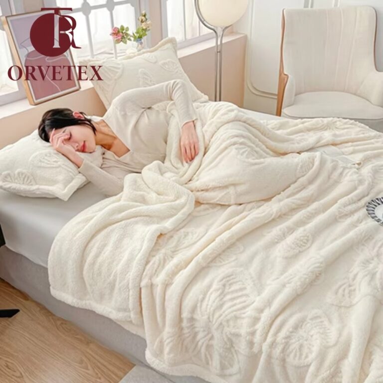 How Blanket Manufacturers Help Brands Reduce Supply Chain Risks