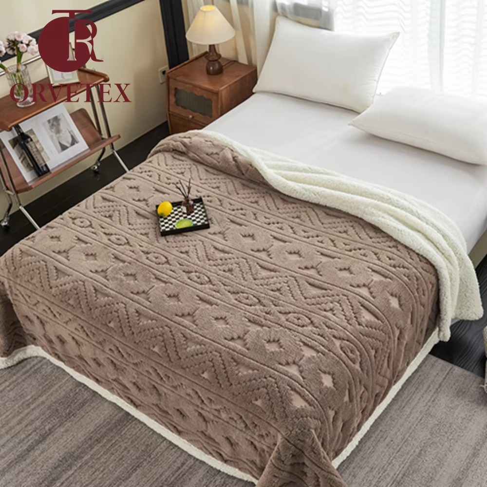 Orvetex Customized Size Solid Color Design 100% Polyester Lightweight Comfortable Flannel Blanket for Home Use