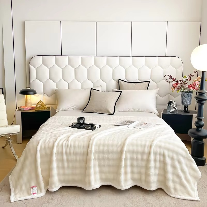 Accept Custom 100% Polyester Soft Bubble Texture Flannel Blanket for Home and Bedroom